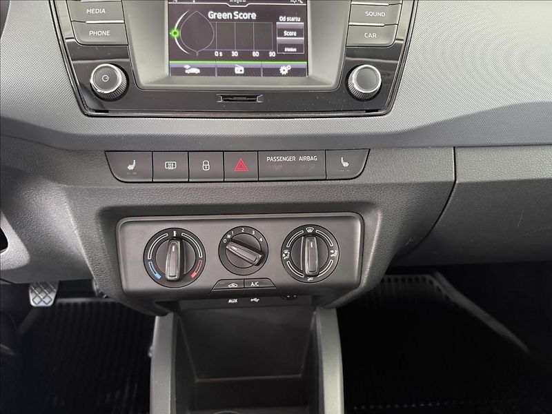 Škoda Fabia 1,2   Red & Grey,1MAJ,SERVISKA - fotka 13 z 18