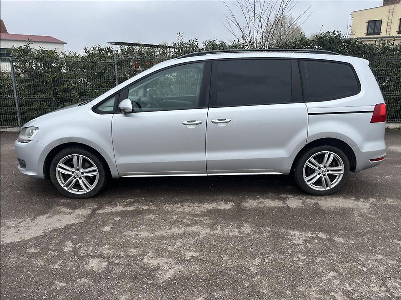 Volkswagen Sharan 2,0 TDi DSG 130KW KLIMA SERVIS - fotka 4 z 38