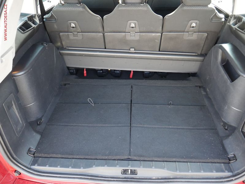 Citroën Grand C4 Picasso (2012) 1.6HDi 7míst, 2.maj,ČR, AT, - fotka 7 z 18