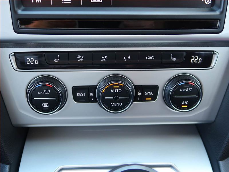 Volkswagen Passat (2015) Comfortline 2.0 TDI, Navi - fotka 15 z 18
