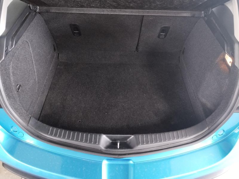 Mazda 3 (2011) 1,6I,77KW,AUT.KLIMA,17 ALU - fotka 12 z 30