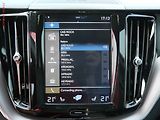 Volvo XC60 (2019) 2.0 D 4x4, R-design, AT, LED - náhled 18