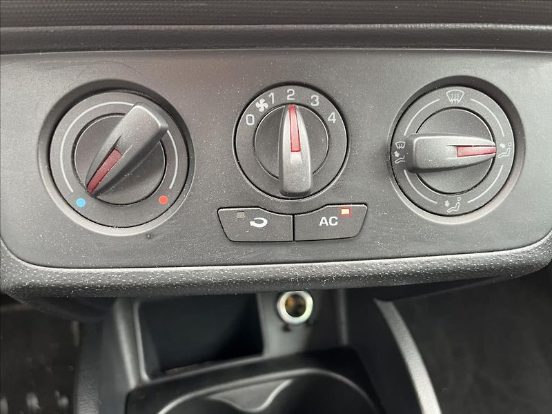 Seat Ibiza 1.6 TDi SPORT KLIMA  ROZVODY - fotka 18 z 31