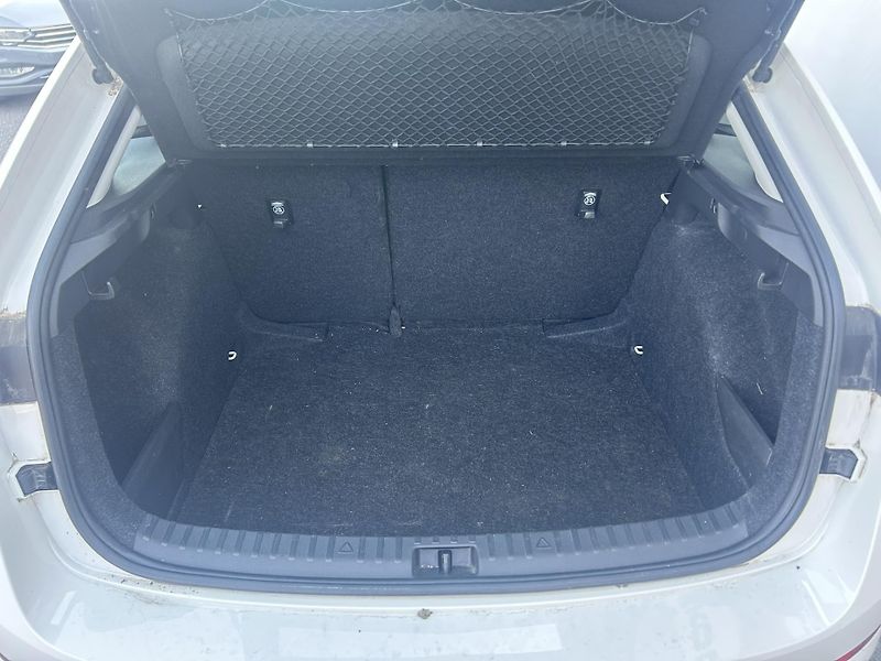 Škoda Scala 1.0TSI 85kW AMBITION - fotka 10 z 21