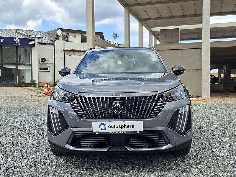 Peugeot 2008 ALLURE 1,2 PT 100k M6 - fotka 7 z 27