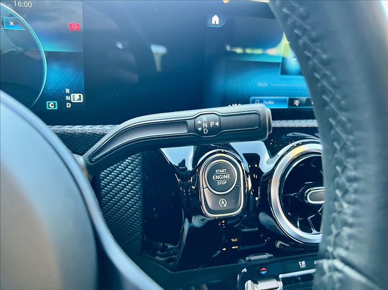 Mercedes-Benz CLA 180d SB LED NAVI  záruka - fotka 28 z 53