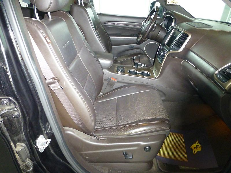 Jeep Grand Cherokee (2013) 3,0CRDI*VYHŘ.S*PARK.KAME*XENON - fotka 21 z 28