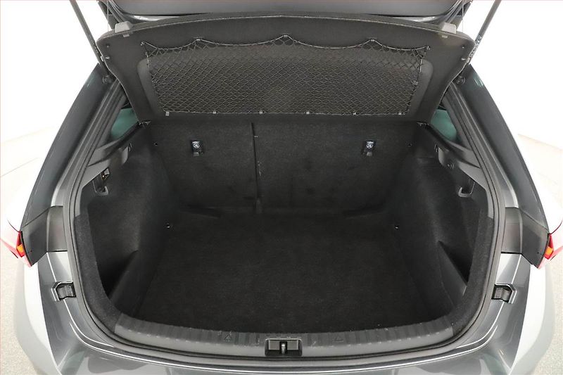 Škoda Scala (2025) 1.0 TSI, DRIVE, AUTOMAT - fotka 11 z 20