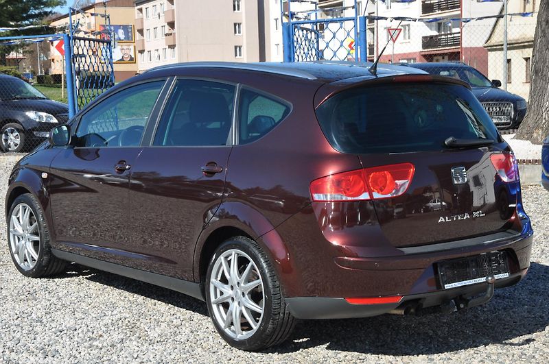 Seat Altea XL 1.4TSi 92kW STYLE - fotka 4 z 19
