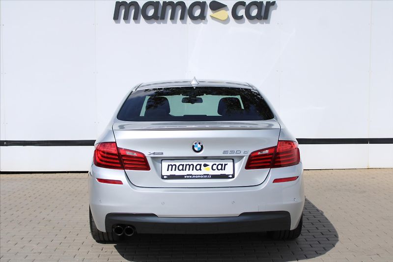 BMW Řada 5 530d xDrive 190kW M PAKET ČR - fotka 6 z 32