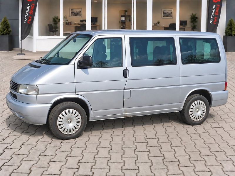 Volkswagen Caravelle (2002) 2.5TDI 111kW -7.MÍST-TAŽ.ZAŘ. - fotka 5 z 23
