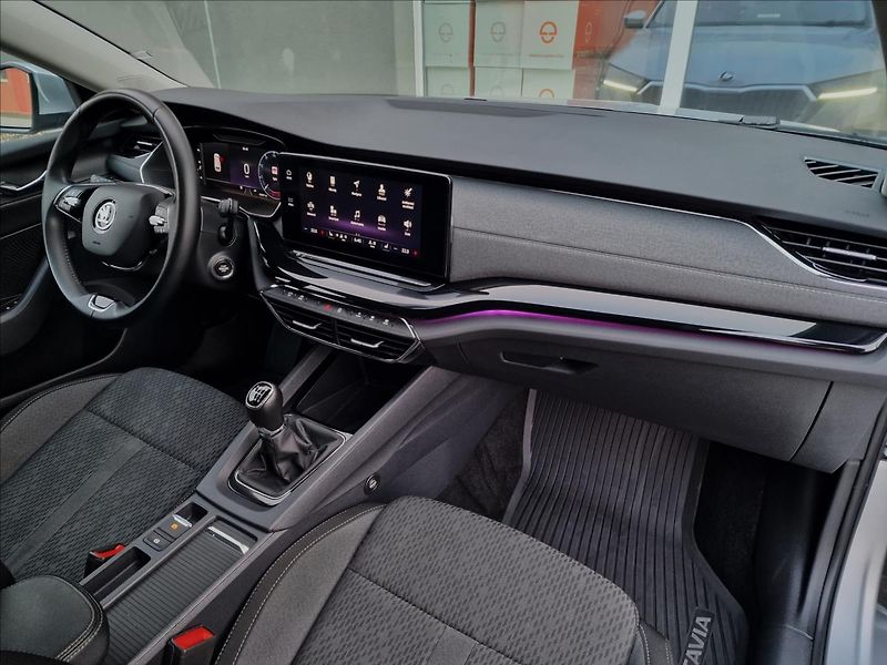 Škoda Octavia 1.5TSI 110kW Style, ČR,1.Maj. - fotka 13 z 50