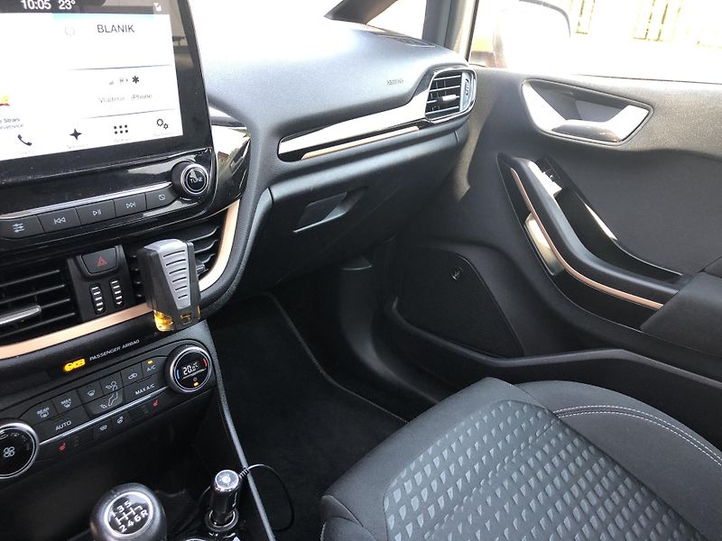 Ford Fiesta (2017) - výbava TITANIUM, 74 kW - fotka 10 z 14
