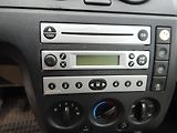 Ford Fiesta 1.4 TDCi, GHIA, KLIMA - náhled 20