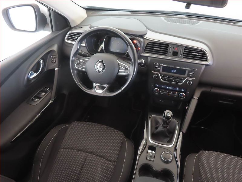 Renault Kadjar (2017) 1.6 dCi, 4X4, Tempomat - fotka 7 z 19