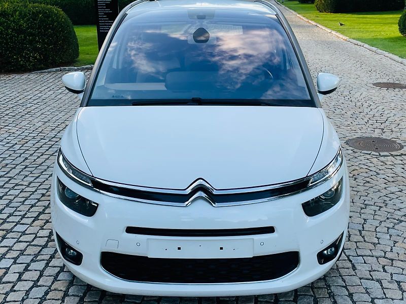 Citroën Grand C4 Picasso 2.0HDi MANUÁL KAMERA TAŽNÉ - fotka 5 z 48