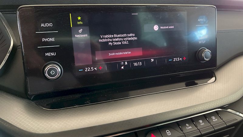 Škoda Octavia (2023) Ambition 1.5TSI 110kW  e-TEC D - fotka 27 z 32