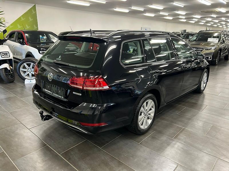 Volkswagen Golf (2019) 1.5 TGI Comfort MAN 2019 | Zár - fotka 7 z 62