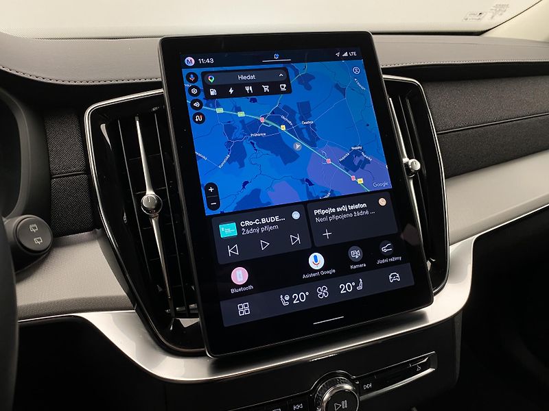 Volvo XC90 T8 AWD RECHARGE REZERVACE - fotka 39 z 59