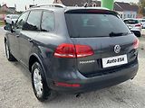Volkswagen Touareg (2011) 3.0 TDi 4x4, AT, navi, bixen - náhled 6
