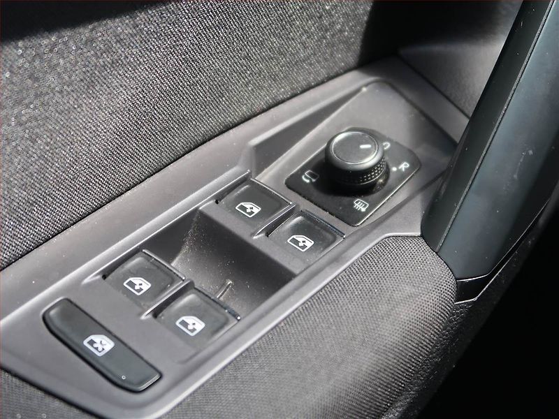 Volkswagen Tiguan Allspace (2018) Comfortline 2.0 TDI, Automat - fotka 18 z 19