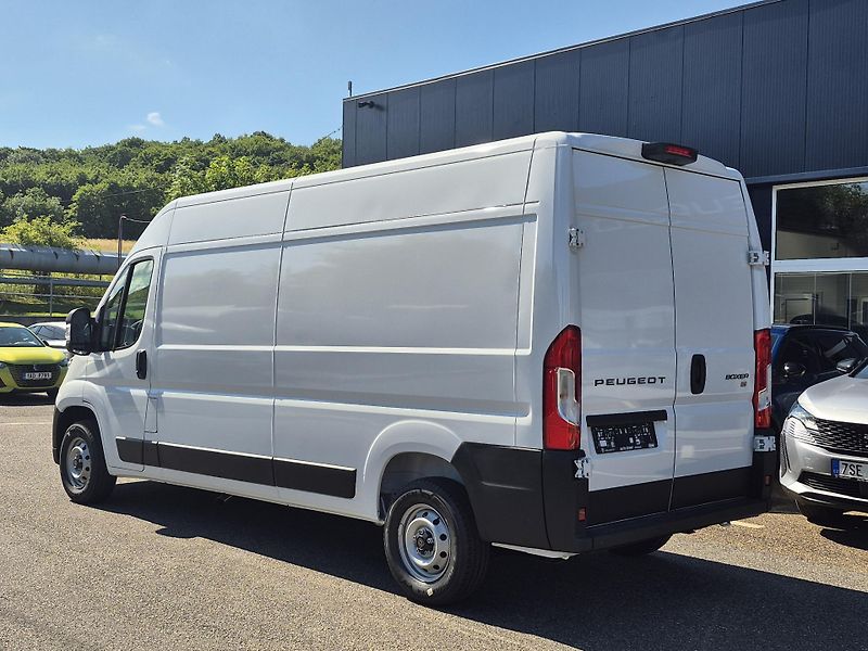 Peugeot Boxer (2026)  3500 L3H2 BlueHDi 140 MAN6 - fotka 3 z 18