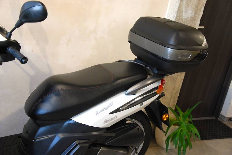 Keeway Logik 125 (2019) LOGIK 125i - stroj od nás, ser - fotka 18 z 20