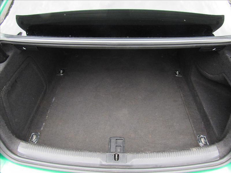 Audi A5 3,0 TDi 176kW Manuál Quattro - fotka 26 z 30