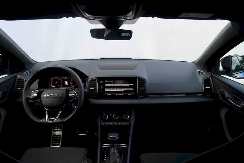 Škoda Karoq (2025) SportLine 4X4 2.0 TDI 110KW DS - fotka 19 z 20
