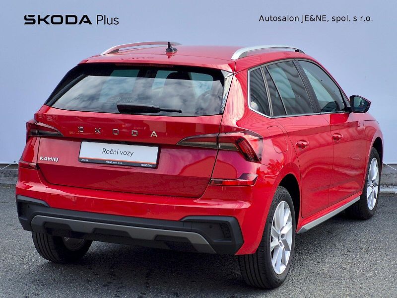 Škoda Kamiq (2025) Top Selection 1.5 TSI 110kW - fotka 2 z 27