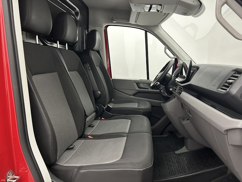 Volkswagen Crafter 2.0 TDI L3H2 - fotka 20 z 25