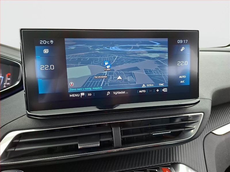 Peugeot 5008 (2021) PureTech 130 - fotka 13 z 17