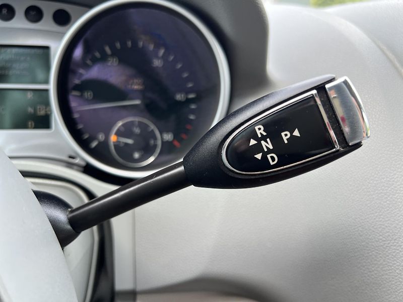 Mercedes-Benz Třídy M ML 320CDi AMG PAKET AUTOMAT - fotka 19 z 47