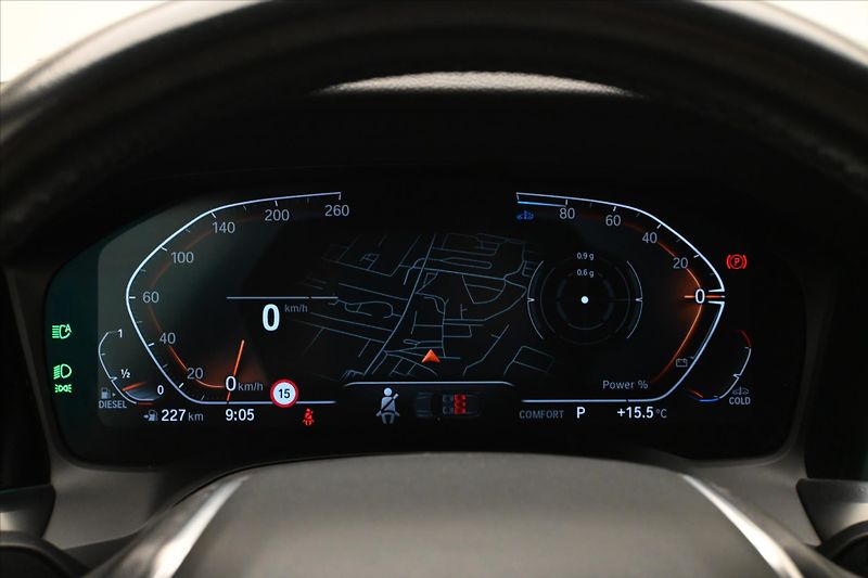 BMW Řada 3 2,0 320d 140 kW SportTouring S - fotka 16 z 32
