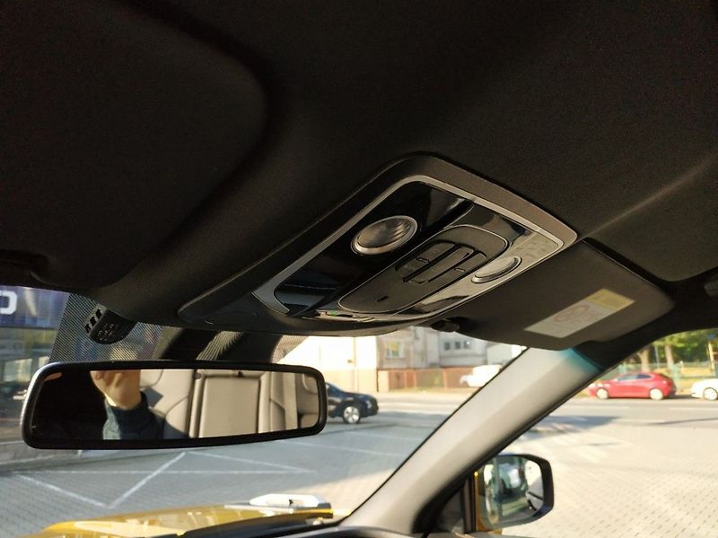 KGM Musso Grand EV, Premium,4WD,174kW, SKLADEM - fotka 31 z 32