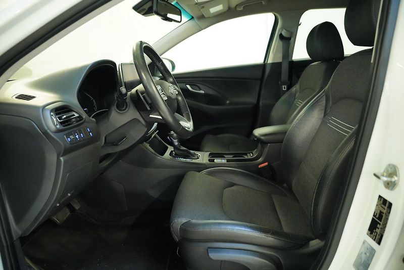Hyundai i30 - fotka 11 z 24