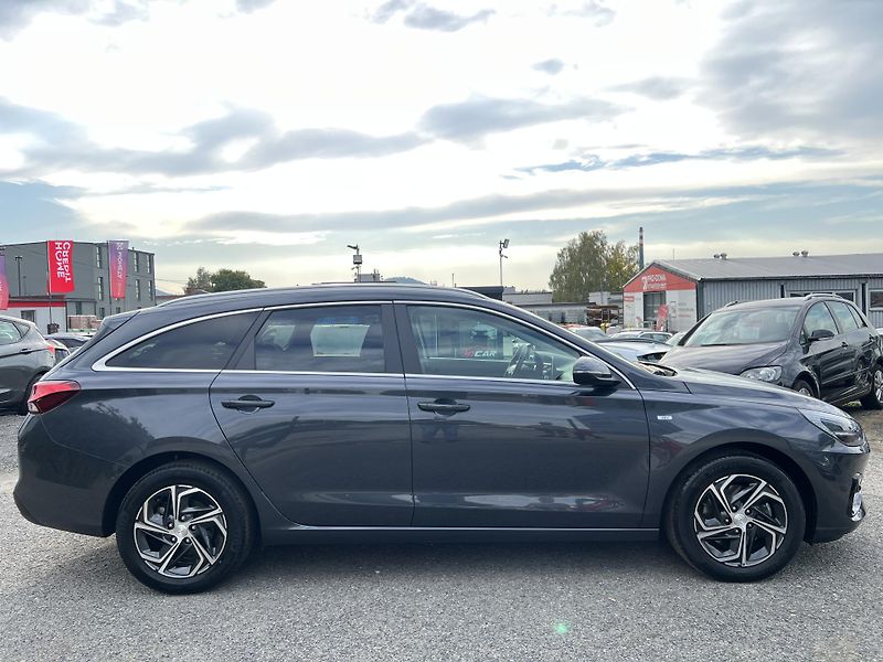 Hyundai i30 1.5T-GDi KAMERA PŮVOD ČR 1.MAJ - fotka 8 z 47