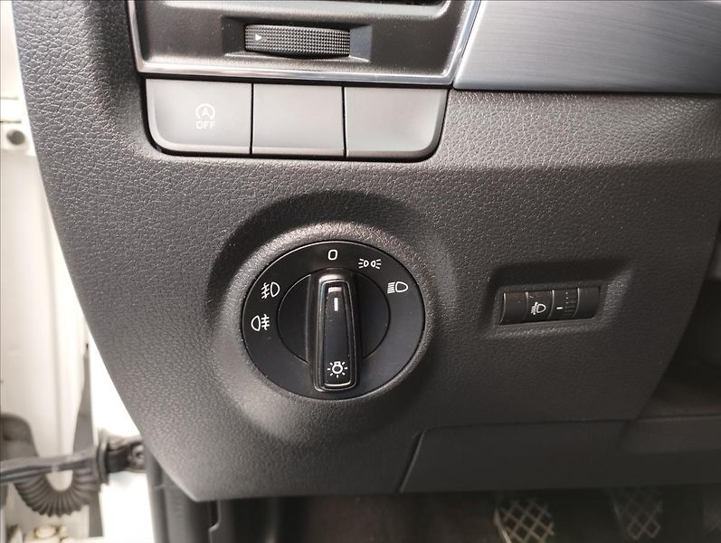 Škoda Fabia 1,0 - fotka 18 z 20