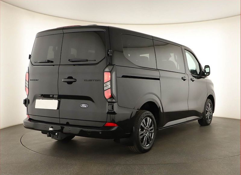 Ford Transit Custom (2024) 2.0 EcoBlue - fotka 5 z 15