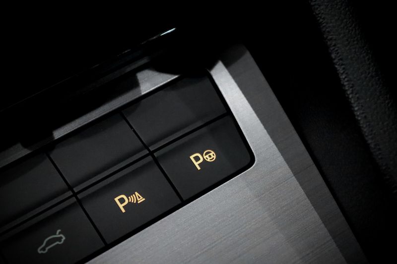 Škoda Octavia 3 Combi 1.4 TSI 110 kW DSG - fotka 28 z 36