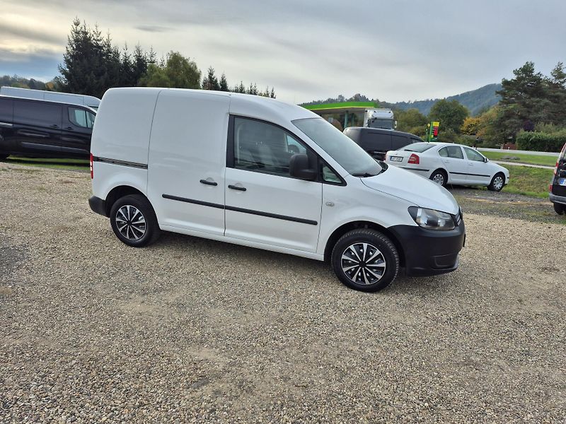 Volkswagen Caddy (2013) 1.6Tdi Tažné - fotka 9 z 19
