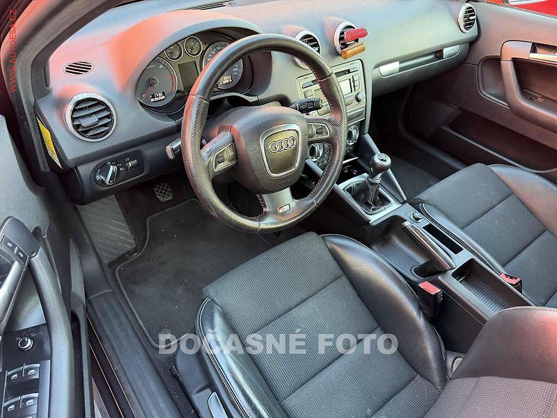 Audi A3 (2012) 2.0TDi quattro, autoAC - fotka 3 z 3
