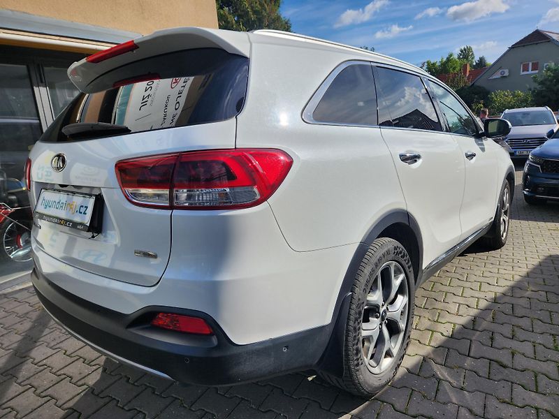 Kia Sorento (2018) 2.2-PREMIUM-PANORAMA-KŮŽE - fotka 9 z 15