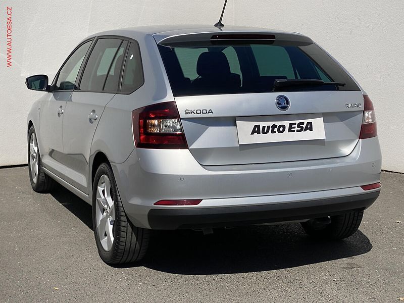Škoda Rapid (2019) 1.0 TSi, Clever, xenon - fotka 6 z 18