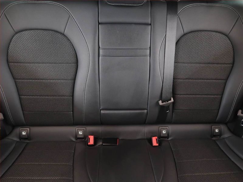 Mercedes-Benz GLC (2018) 350 d 4MATIC - fotka 10 z 12