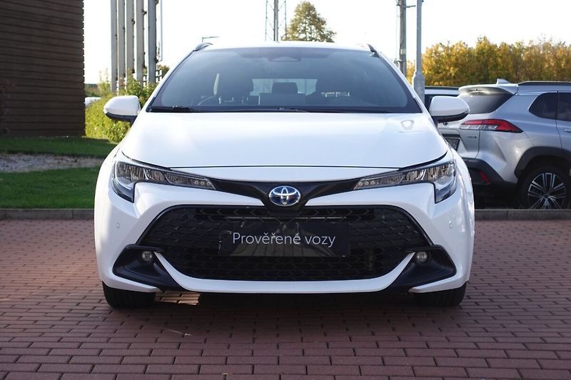 Toyota Corolla 2.0HSD e-CVT Comfort Tech - fotka 2 z 32