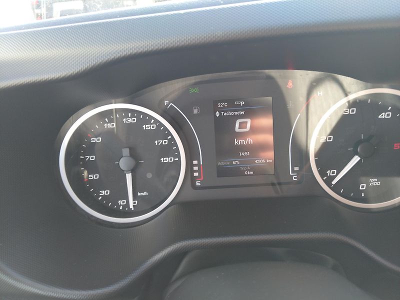 Iveco Daily 35S180 automat 3,0L  2024 - fotka 9 z 10