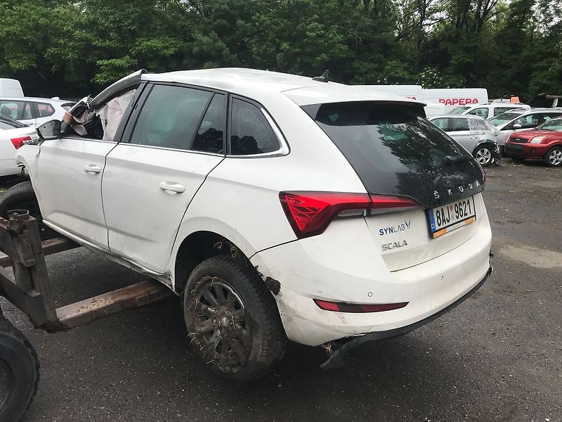 Škoda Scala STYLE 1.0 TSi --3 500 km -- ČR - fotka 15 z 20
