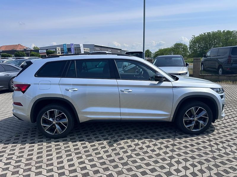 Škoda Kodiaq 2,0 TDI DSG 4x4 Sportline  - fotka 3 z 17