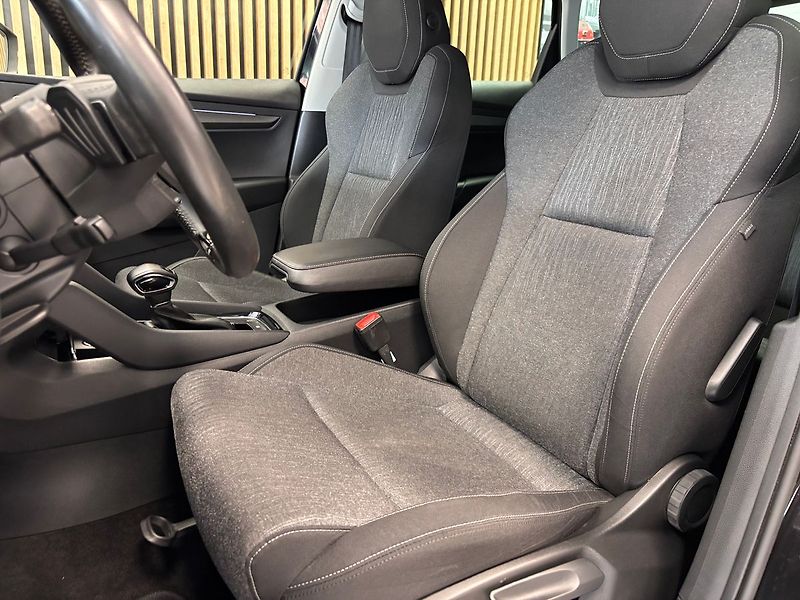 Škoda Karoq SPORTLINE 1.5 TSI 110kw - fotka 14 z 32